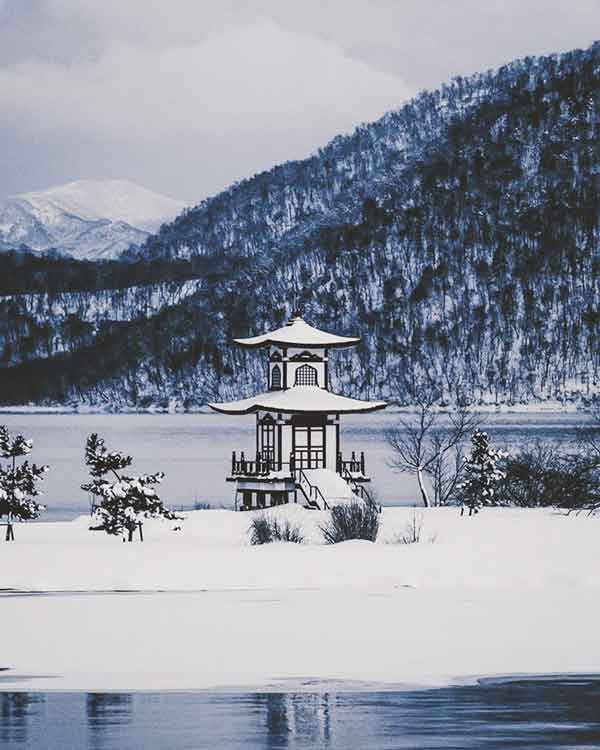 Tōyako - Most Instagrammable Places in Hokkaido, Japan | Lake Toya, 洞爺湖, Tōyako, toya-ko, Lake Tōya, Shikotsu-Toya National Park, Hokkaido, Japan – The One Hit Wander