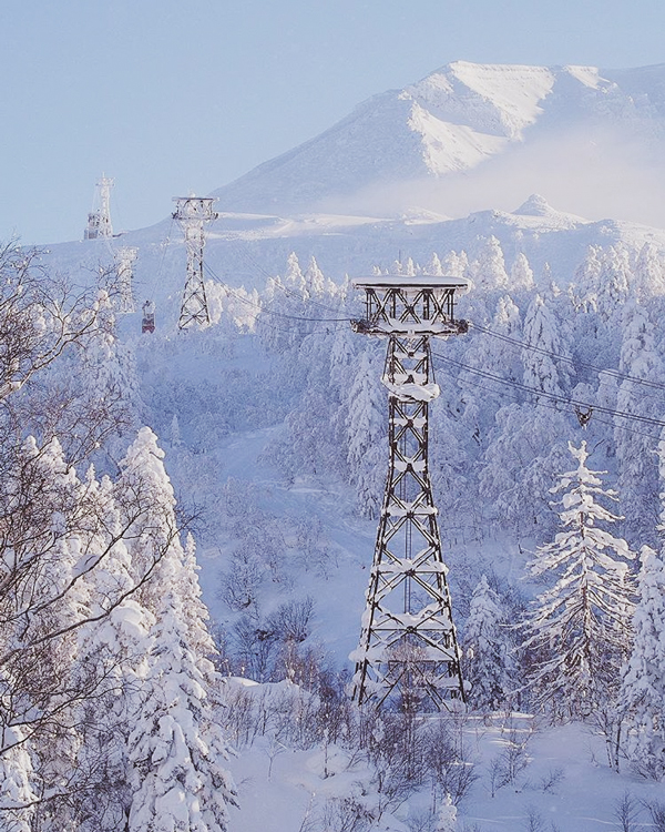 Ski lift Hokkaido, Japan | Daisetsuzan, Daisetsuzan National Park, Taisetsuzan, 大雪山, Hokkaido, Japan – The One Hit Wander