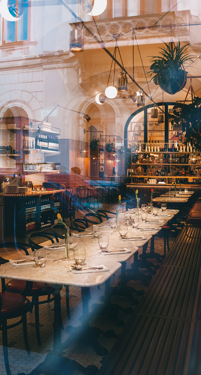 Social Media for Restaurants & Hospitality